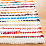 Safavieh Montauk 5'-0" x 8'-0" Rug in Ivory / Red