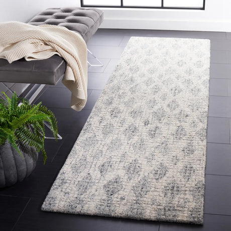 Safavieh Abstract 2'-3" x 8'-0" Rug in Grey / Ivory