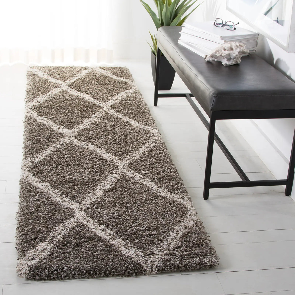 Safavieh Hudson Shag 2'-3" x 8'-0" Rug in Grey / Ivory