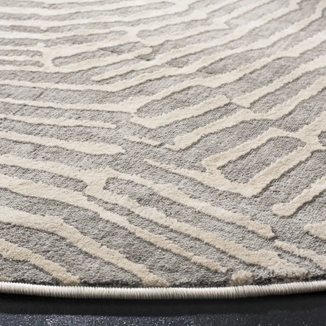 Safavieh Meadow 5'-0" x 5'-0" Rug in Taupe