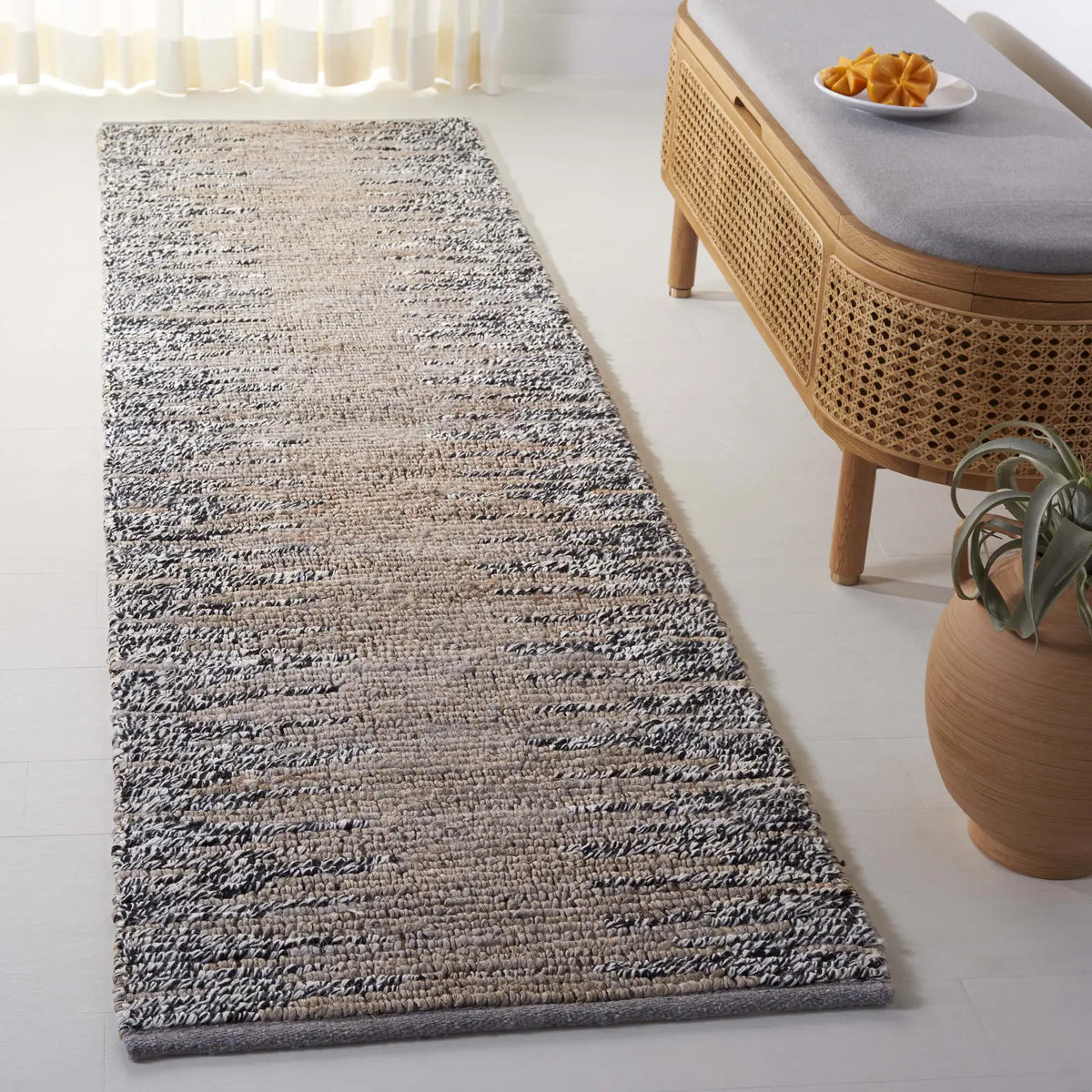 Safavieh Natural Fiber 2'-3" x 8'-0" Rug in Grey / Black