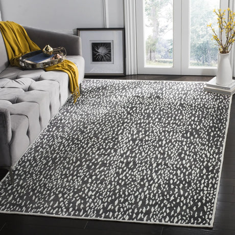 Safavieh Marbella 5'-0" x 8'-0" Rug in Dark Grey / Ivory