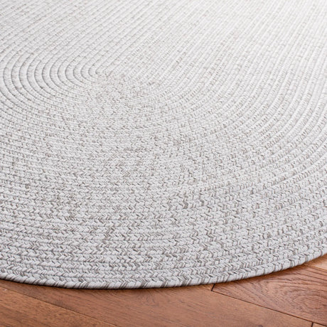 Safavieh Braided 5'-0" x 8'-0" Rug in Silver / Grey