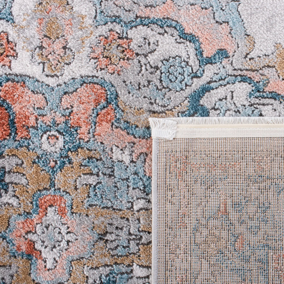 Safavieh Shivan 5'-3" x 7'-6" Rug in Grey / Blue
