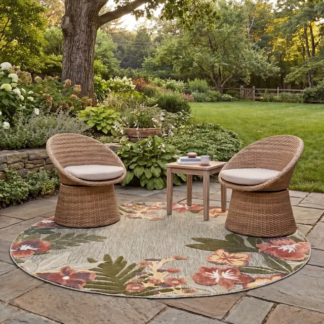 Safavieh Cabana 6'-7" x 6'-7" Rug in Green / Rust