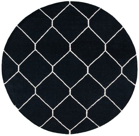 Safavieh Dhurries 6'-0" x 6'-0" Rug in Black / Ivory
