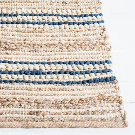 Safavieh Cape Cod 5'-0" x 8'-0" Rug in Natural / Blue