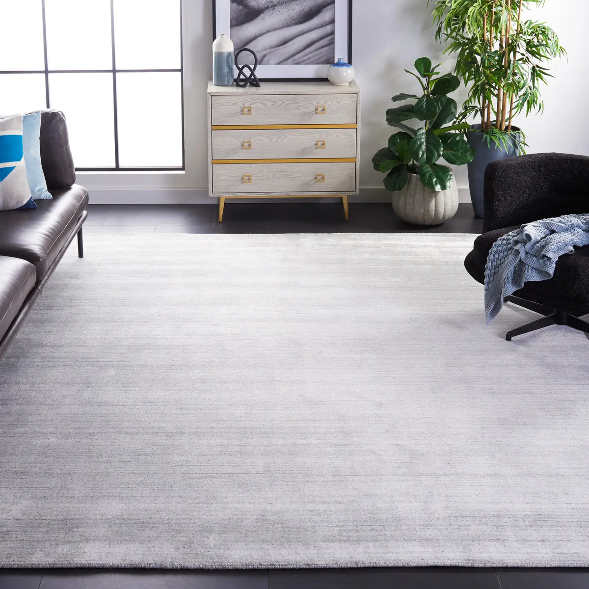 Safavieh Mirage 10'-0" x 14'-0" Rug in Ash