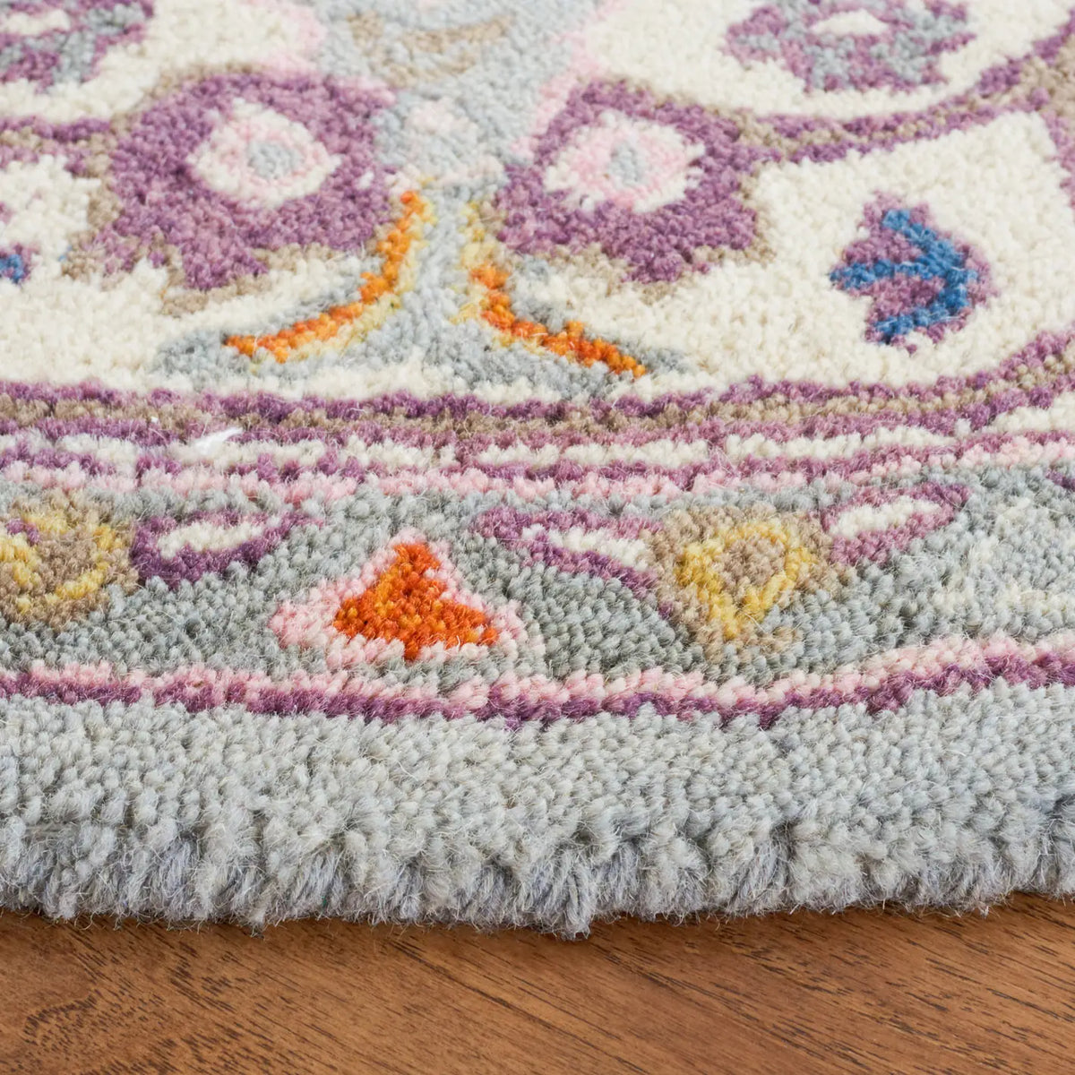 Safavieh Anatolia 6'-0" x 6'-0" Rug in Grey / Ivory