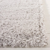 Safavieh Madrid Shag 200 5'-3" x 7'-6" Rug in Silver