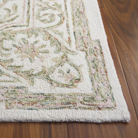 Safavieh Micro-Loop 5'-0" x 8'-0" Rug in Ivory / Fuchsia