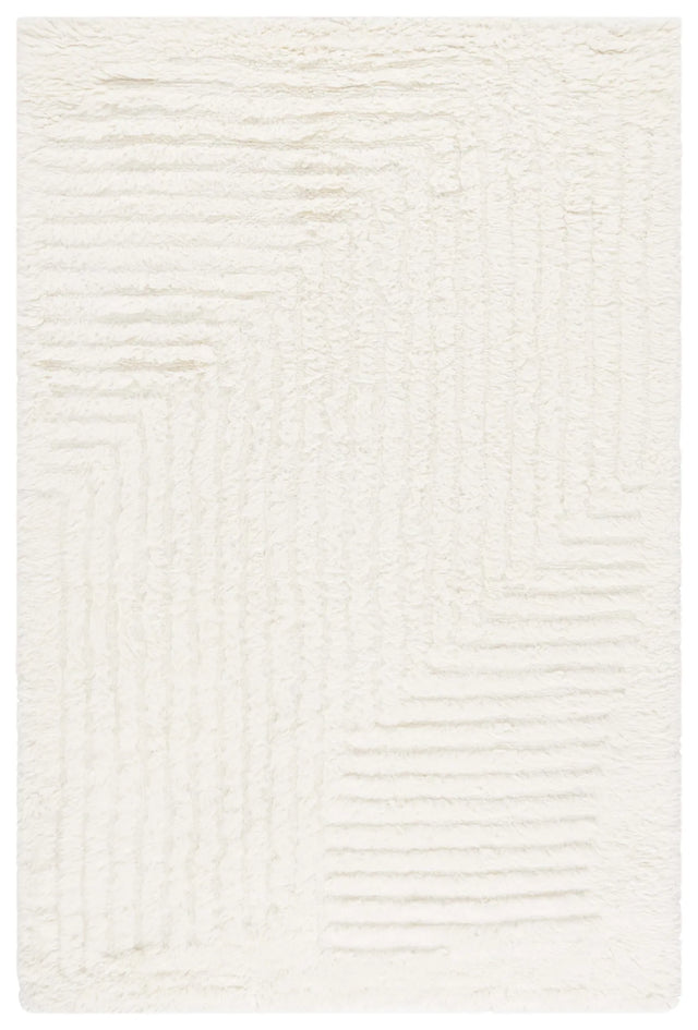 Safavieh Casablanca 4'-0" x 6'-0" Rug in Ivory