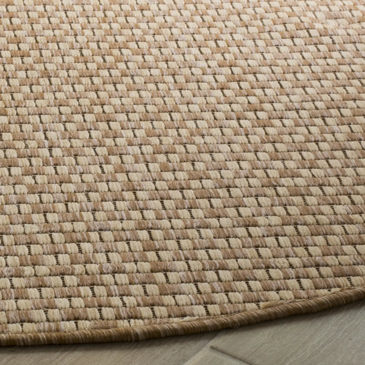 Safavieh Courtyard 10'-0" x 10'-0" Rug in Natural / Cream