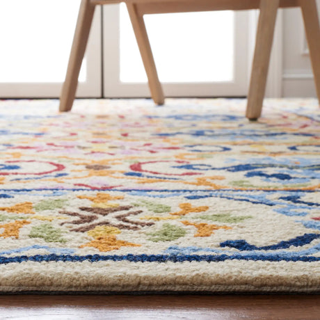 Safavieh Micro-Loop 4'-0" x 6'-0" Rug in Beige / Blue
