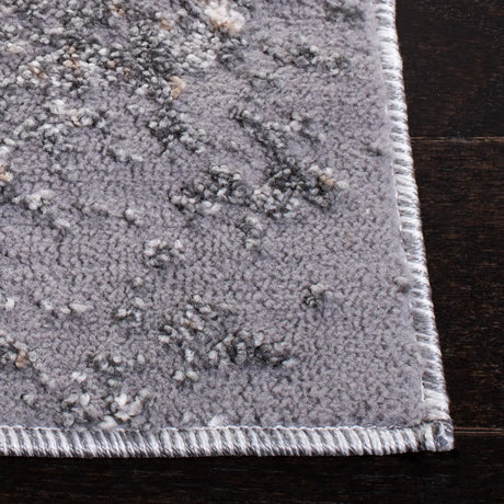 Safavieh Aston 4'-0" x 6'-0" Rug in Grey / Ivory