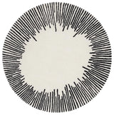 Safavieh Fifth Avenue 5'-0" x 5'-0" Rug in Ivory / Black