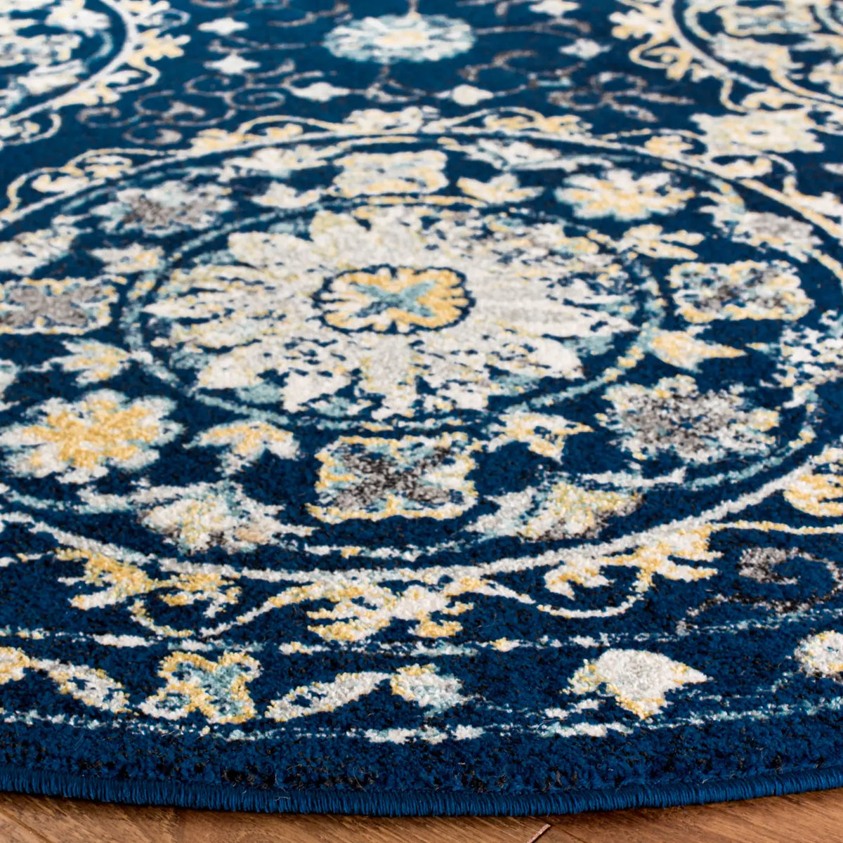 Safavieh Evoke 6'-7" x 6'-7" Rug in Navy / Ivory