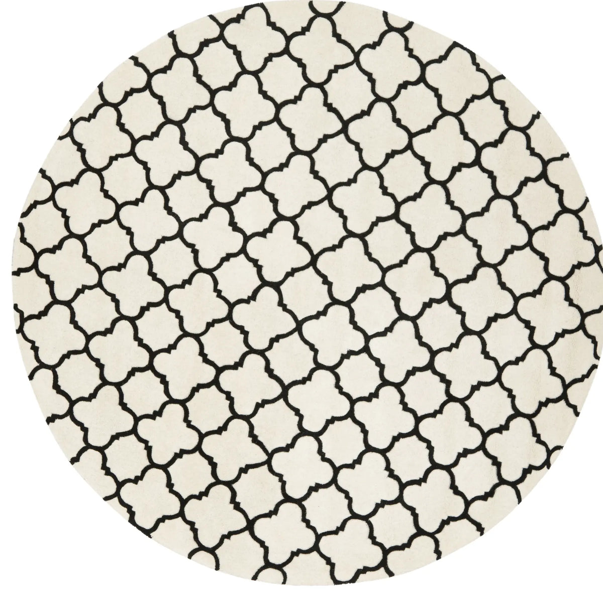 Safavieh Chatham 7'-0" x 7'-0" Rug in Ivory / Black