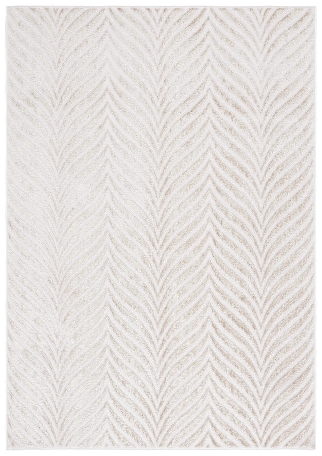 Safavieh Maya 4'-0" x 6'-0" Rug in Ivory / Beige