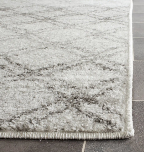 Safavieh Adirondack 2'-6" x 12'-0" Rug in Silver / Charcoal