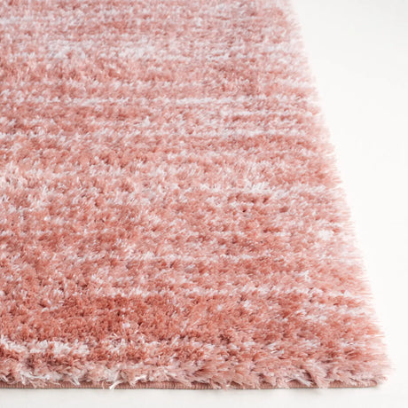 Safavieh Tahoe Shag 4'-0" x 6'-0" Rug in Pink / Ivory