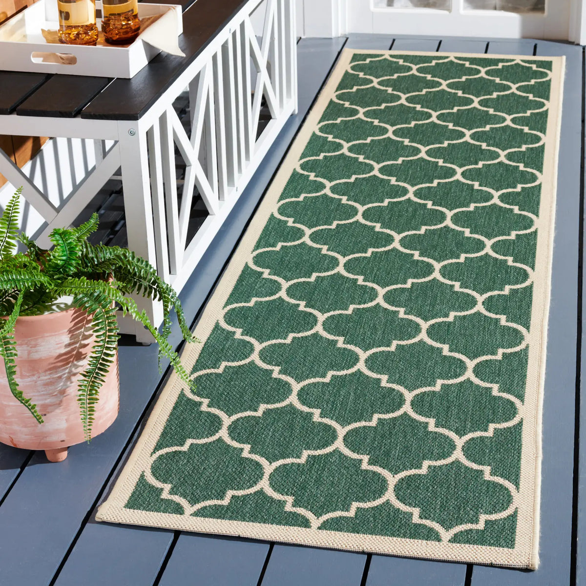 Safavieh Courtyard 2'-3" x 8'-0" Rug in Dark Green / Beige