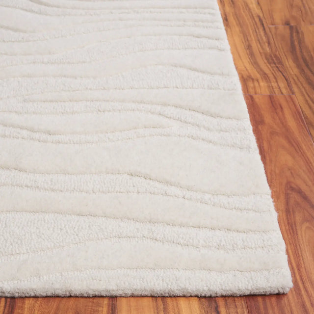 Safavieh Rodeo Drive 4'-0" x 6'-0" Rug in Ivory