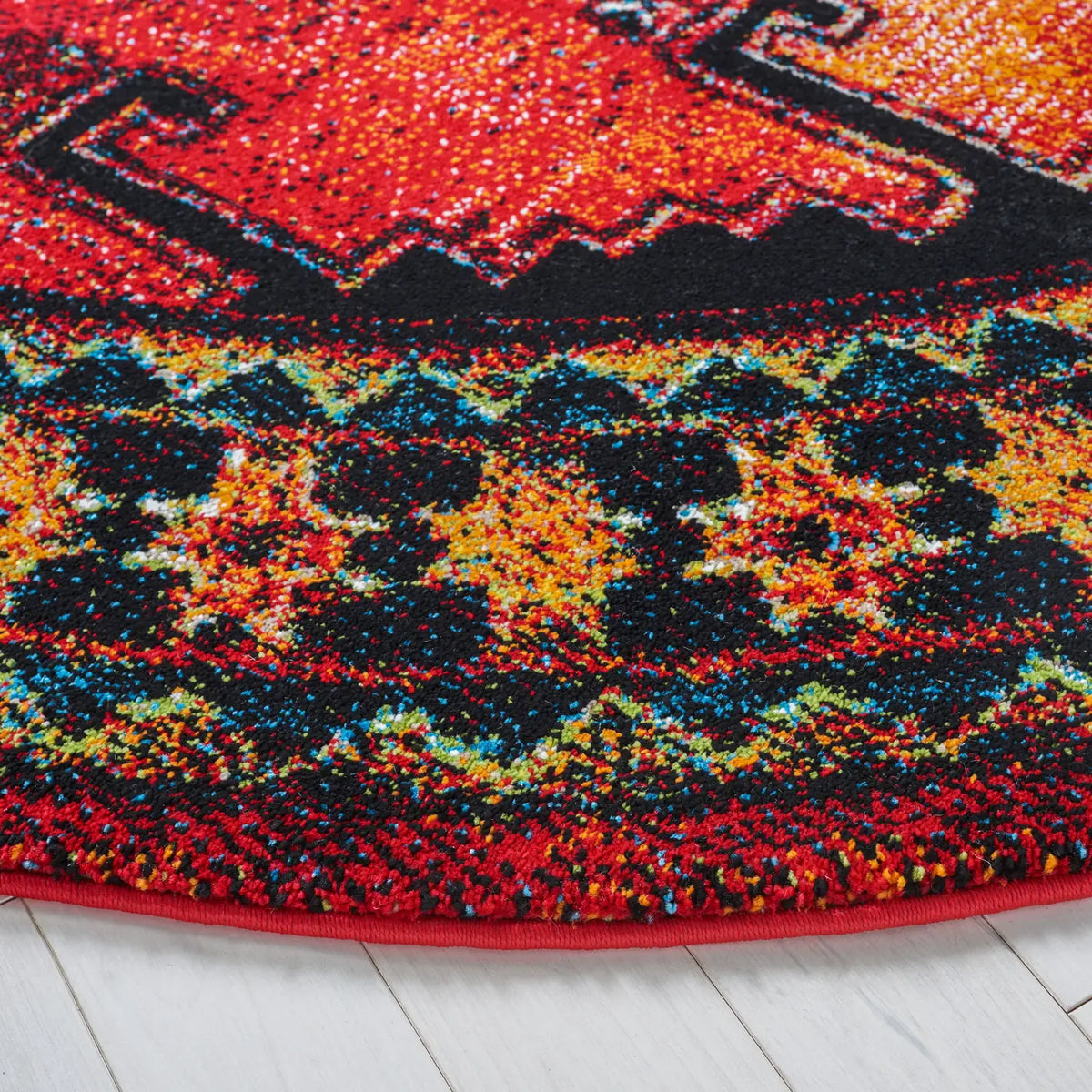 Safavieh Vintage Hamadan 6'-7" x 6'-7" Rug in Red / Black