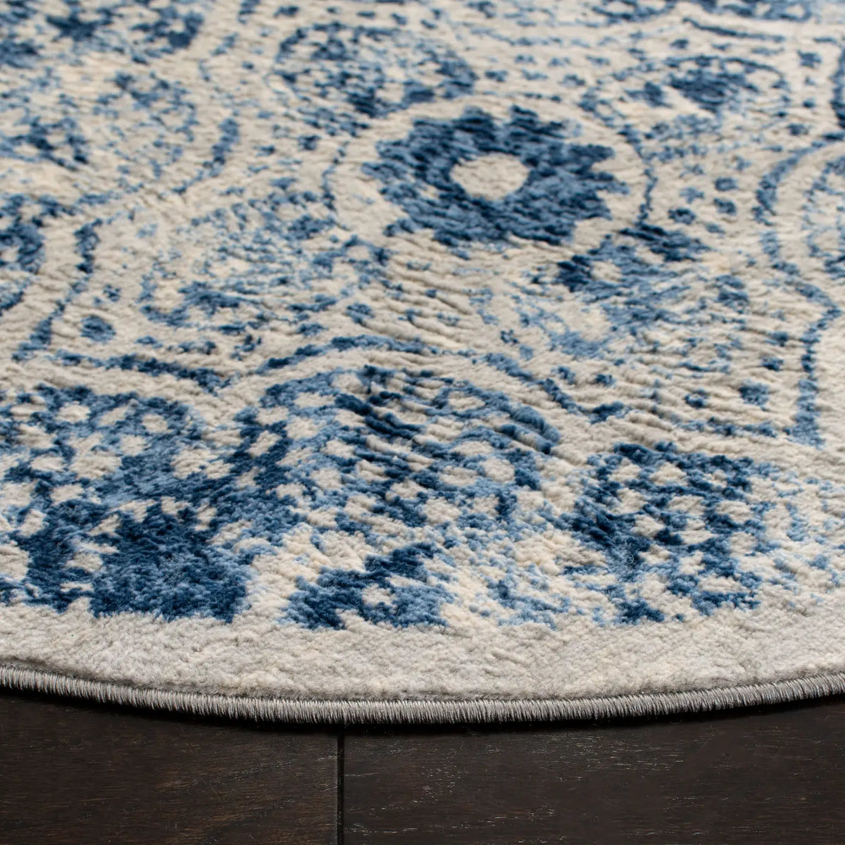 Safavieh Martha Stewart 28 6'-7" x 6'-7" Rug in Cream / Blue