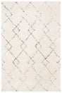Safavieh Casablanca 4'-0" x 6'-0" Rug in Ivory / Black