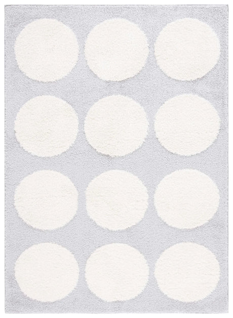 Safavieh Norway 4'-0" x 6'-0" Rug in Grey / Ivory