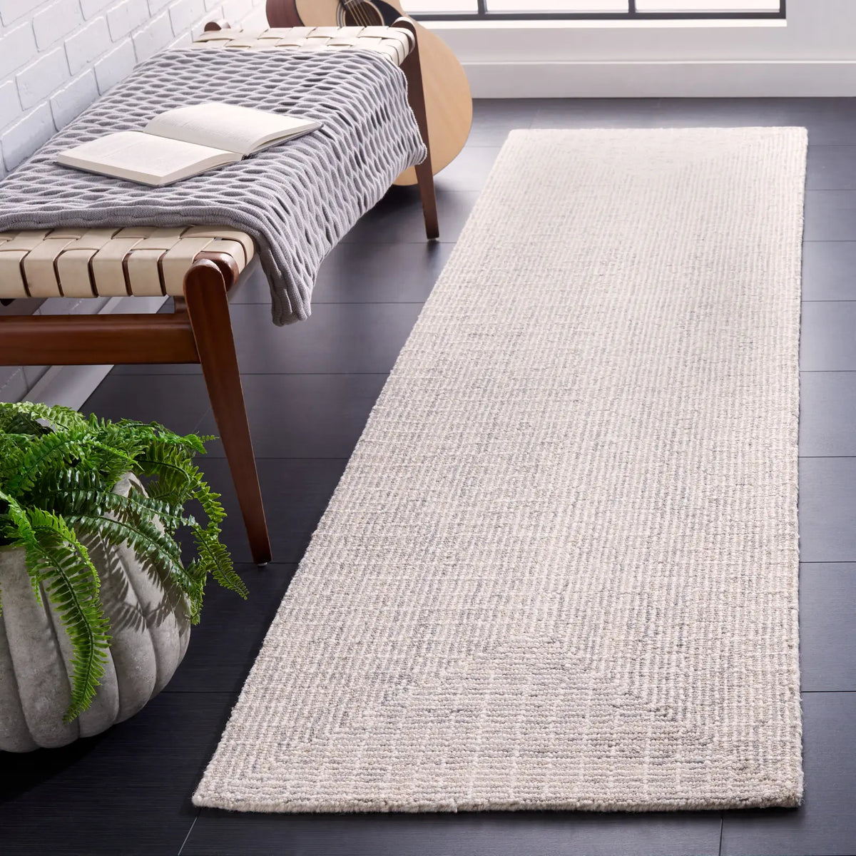 Safavieh Abstract 2'-3" x 8'-0" Rug in Grey / Ivory