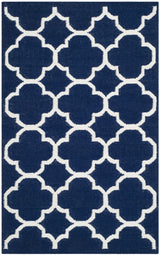 Safavieh Dhurries 3'-0" x 5'-0" Rug in Navy / Ivory
