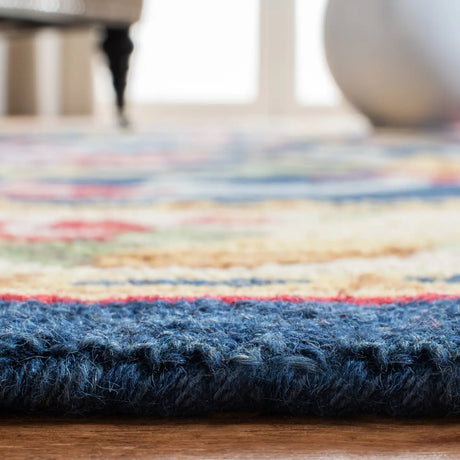 Safavieh Heritage 4'-0" x 6'-0" Rug in Navy / Ivory