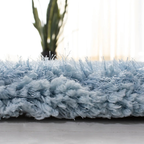 Safavieh Supreme Shag 4'-0" x 6'-0" Rug in Light Blue