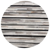 Safavieh Studio Leather 6'-0" x 6'-0" Rug in Ivory / Black