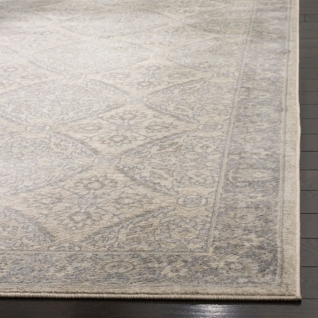 Safavieh Brentwood 4'-0" x 6'-0" Rug in Cream / Grey