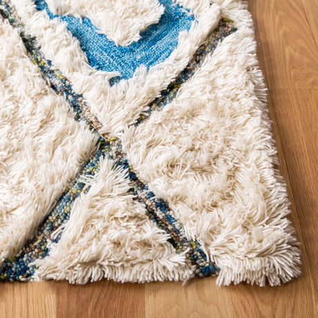 Safavieh Casablanca Shag 4'-0" x 6'-0" Rug in Ivory / Charcoal