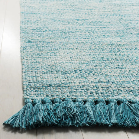Safavieh Montauk 5'-0" x 8'-0" Rug in Turquoise