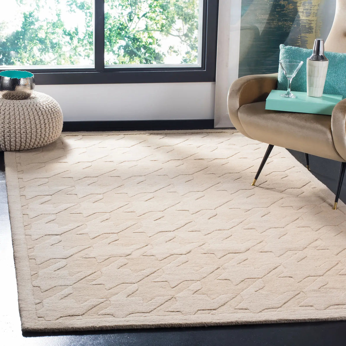 Safavieh Impressions 5'-0" x 8'-0" Rug in Creme