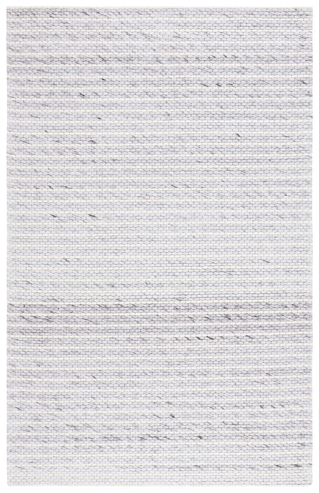 Safavieh Marbella 4'-0" x 6'-0" Rug in Light Grey / Ivory