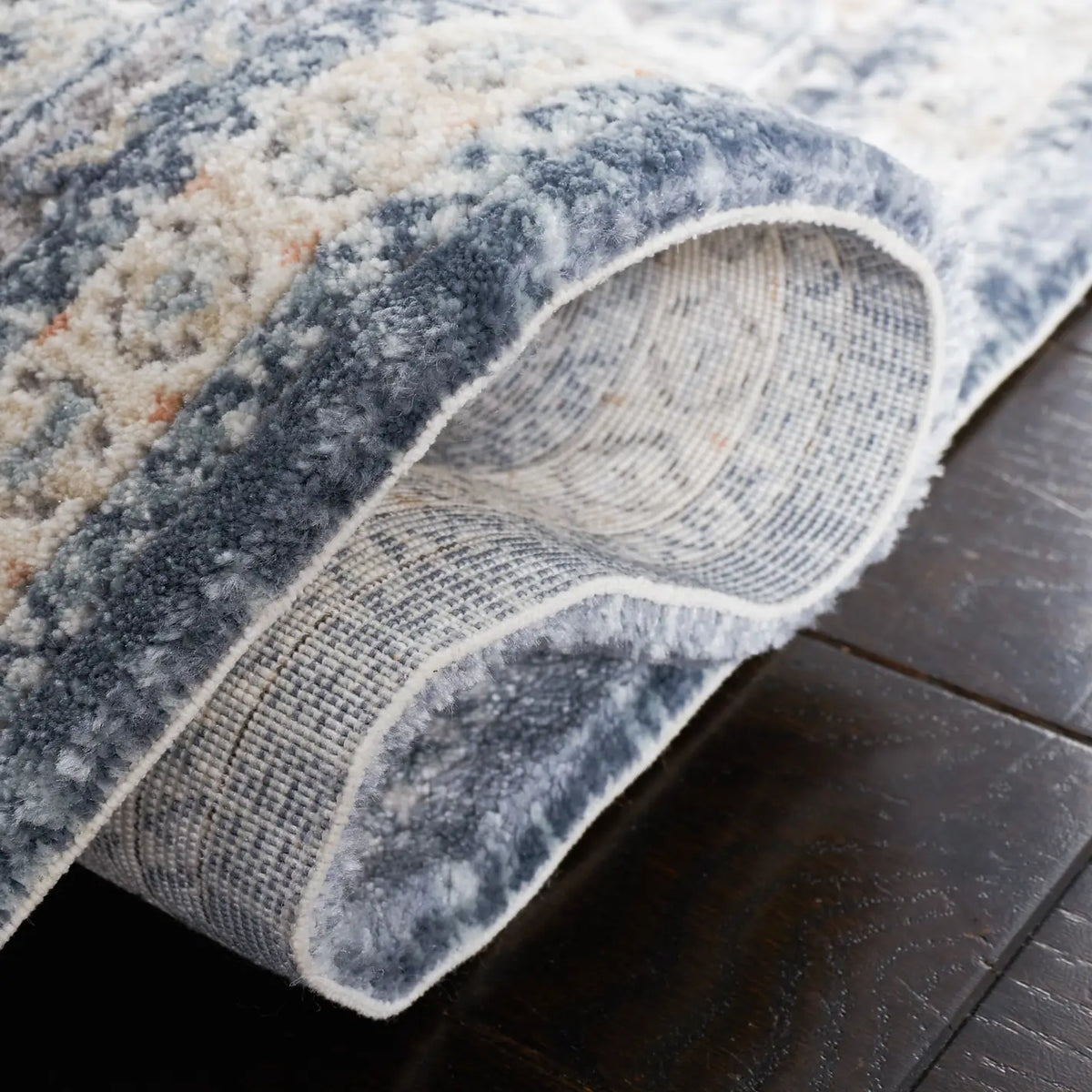 Safavieh Martha Stewart 4'-0" x 6'-0" Rug in Cream / Blue
