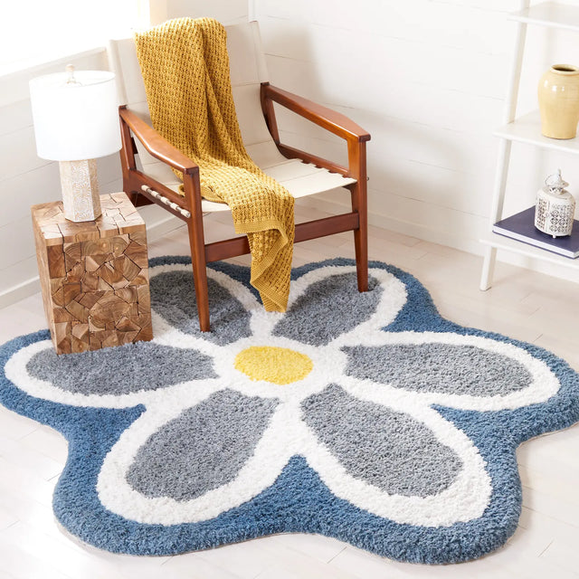 Safavieh Novelty 6'-0" x 6'-0" Rug in Ivory / Blue