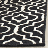Safavieh Cambridge 4'-0" x 6'-0" Rug in Black / Ivory