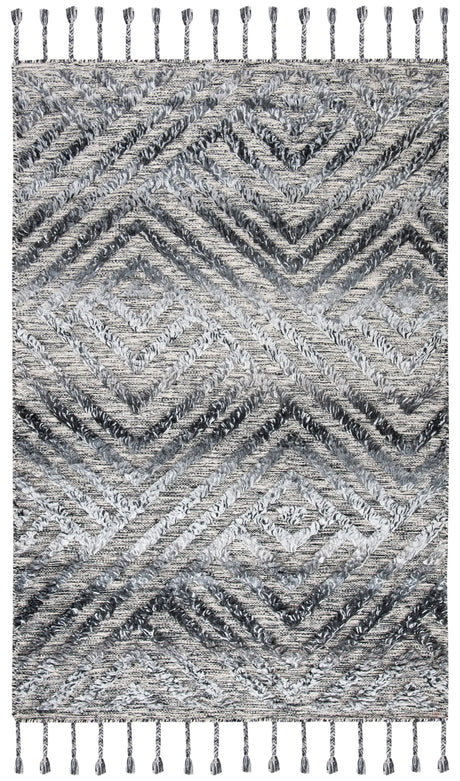 Safavieh Casablanca 4'-0" x 6'-0" Rug in Charcoal