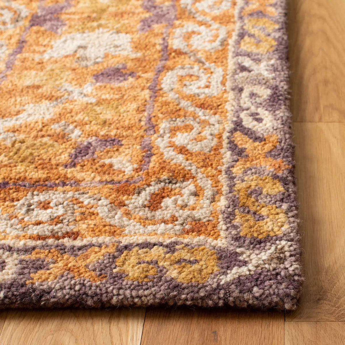Safavieh Aspen 4'-0" x 6'-0" Rug in Brown / Purple