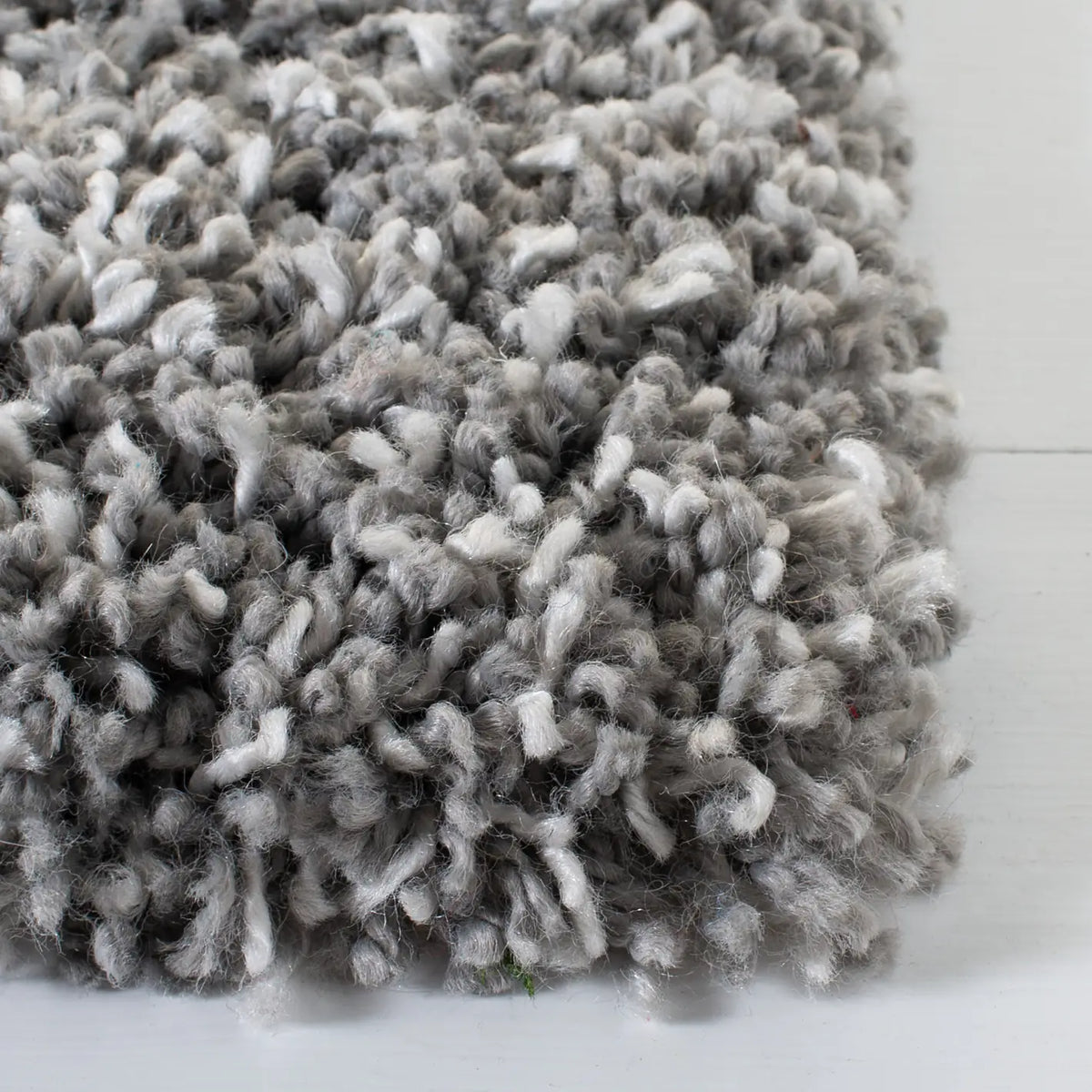 Safavieh Evolution Shag 500 4'-0" x 6'-0" Rug in Grey