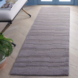 Safavieh Chatham 2'-3" x 8'-0" Rug in Grey