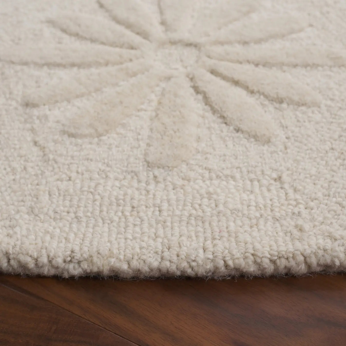Safavieh Mykonos 6'-0" x 6'-0" Rug in Ivory