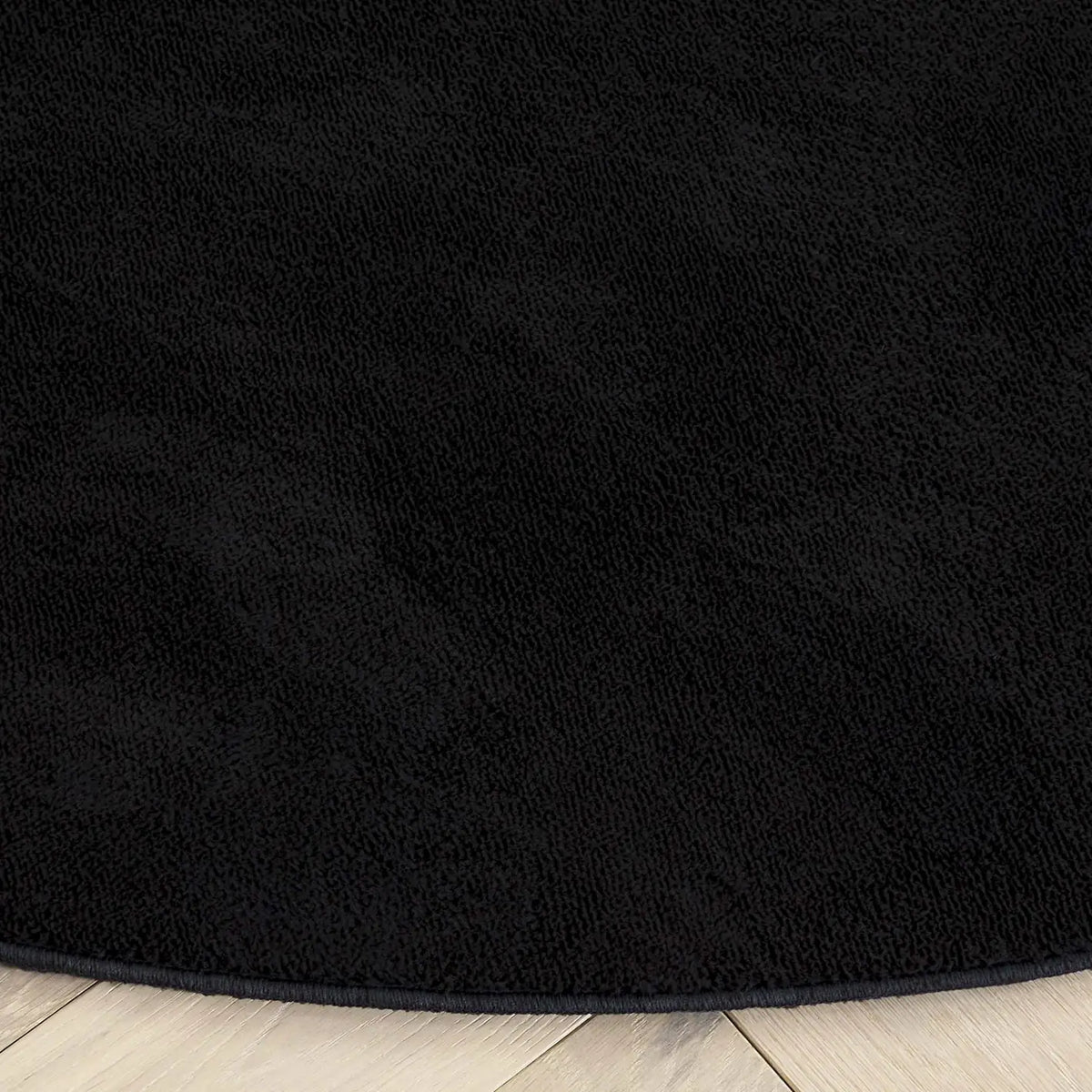Safavieh Loft 300 6'-0" x 6'-0" Rug in Black